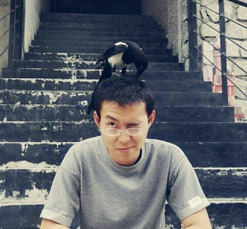  闫科含